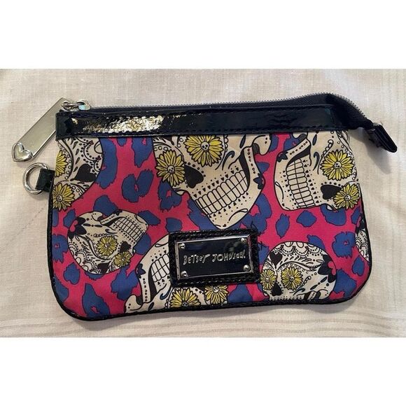 Betsey Johnson Cheetah Skull Wristlet - Picture 6 of 10